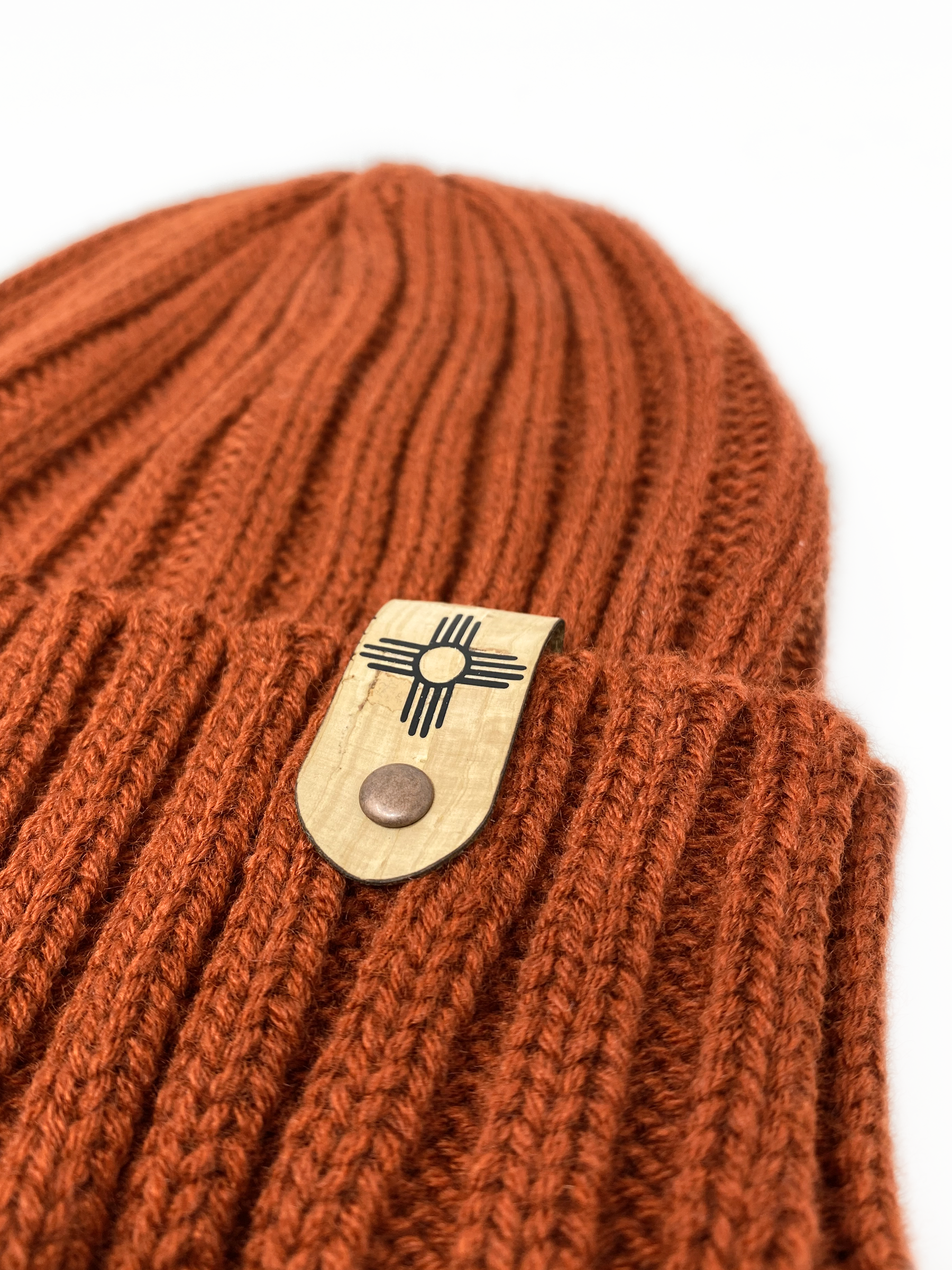 Cable Knit Beanie-Rusty